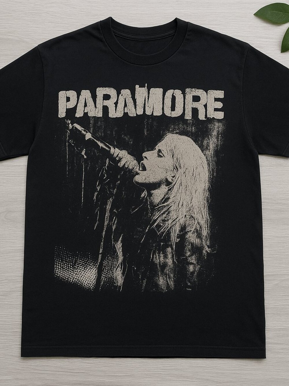 Paramore Graphic T-Shirt Black Band Tee Men’s Short Sleeve Gildan